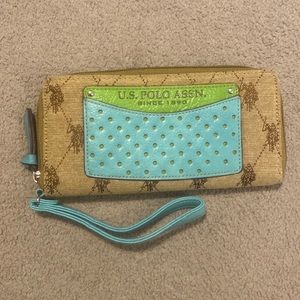 U.S. Polo zipper wallet